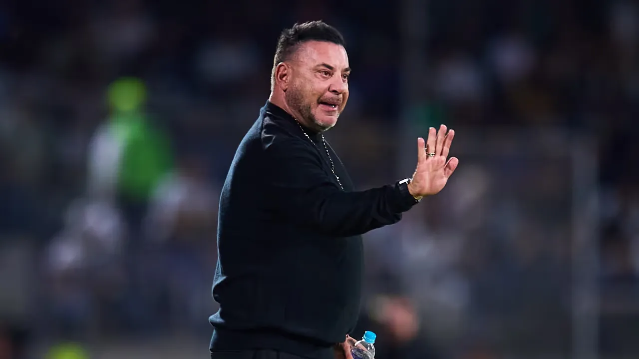 Antonio Mohamed