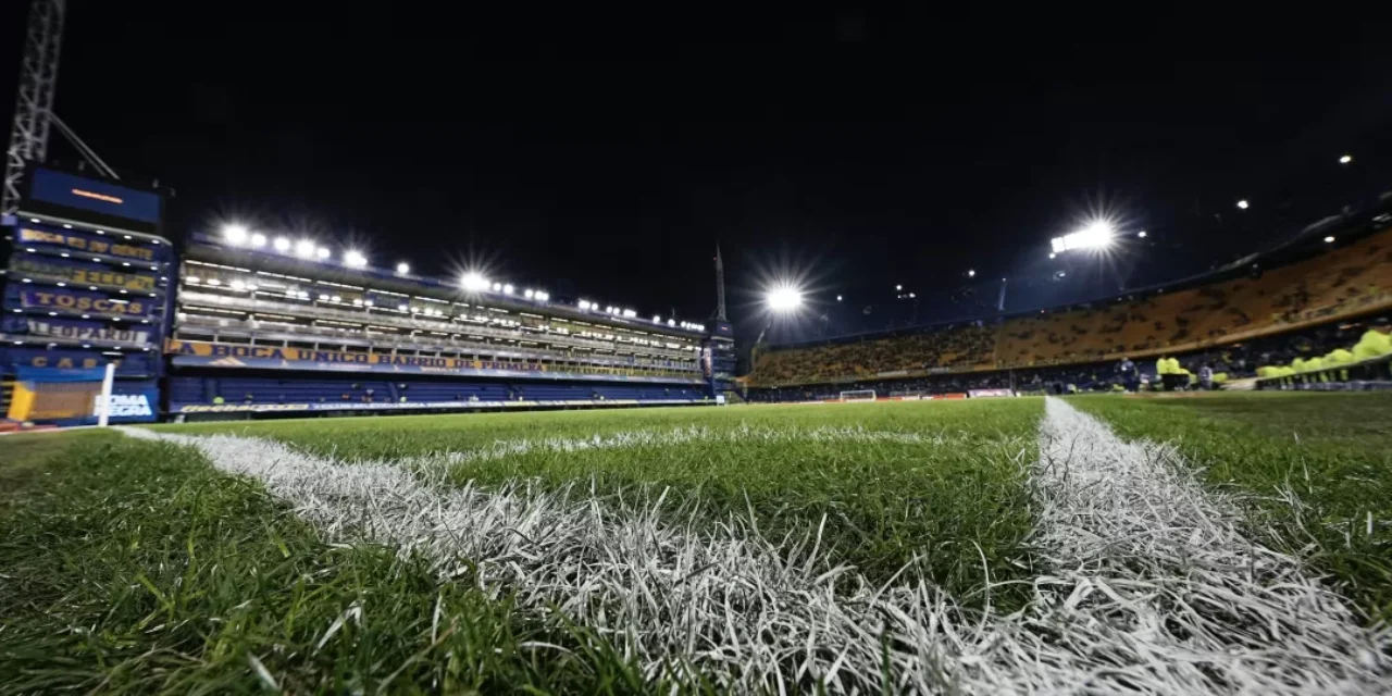 Los hinchas de Boca no perdonaron a River y lanzaron una fuerte chicana